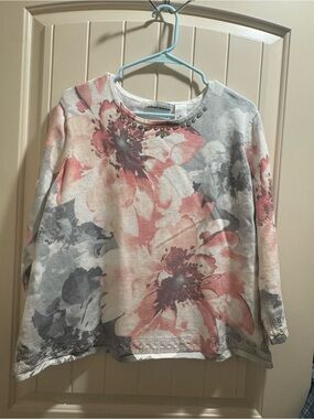 Sweatshirt granny core style